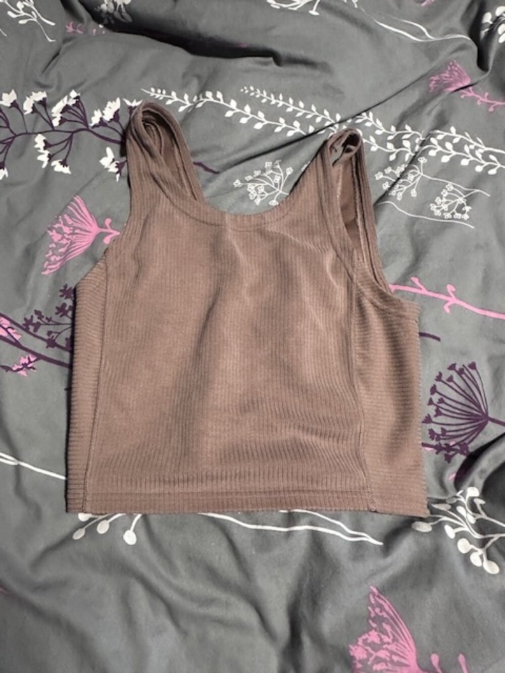 Lululemon size 6 softstreme ribbed tank top